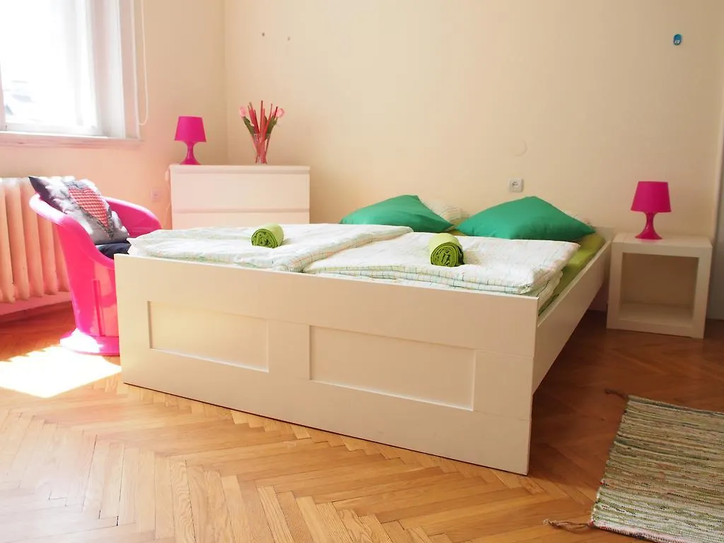 Krakow Color Aparthotel
